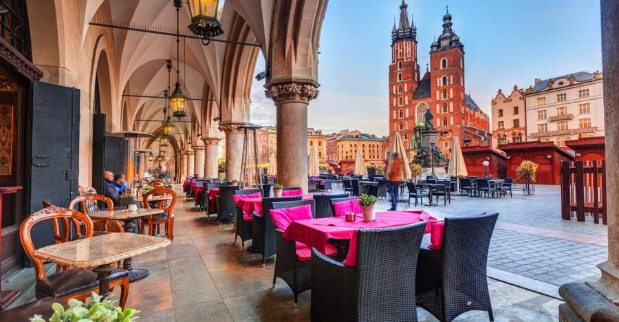 Krakow: E-Car City Tour - The tour at a glance
