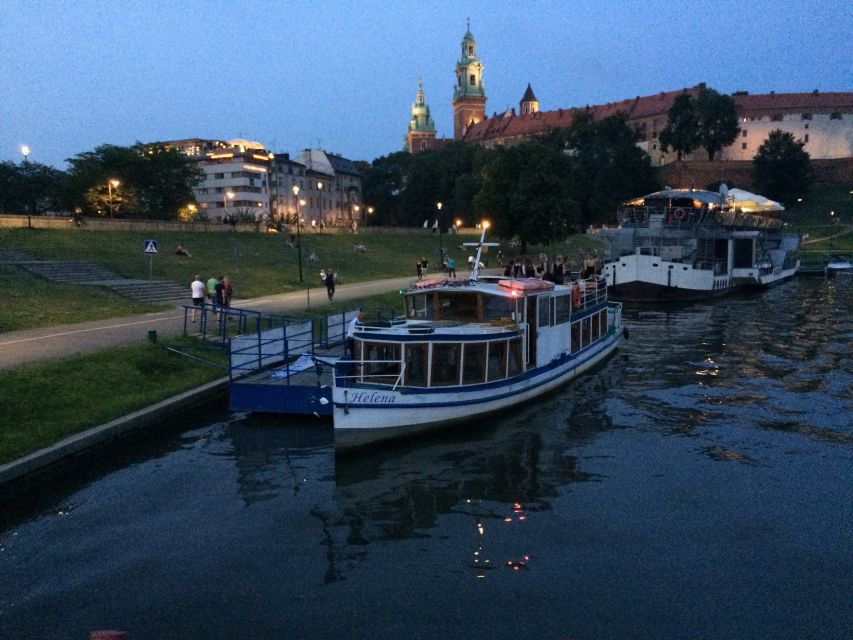 Krakow: Evening Cruise with a Glass of Wine - Wine, beer, music, and the onboard mood
