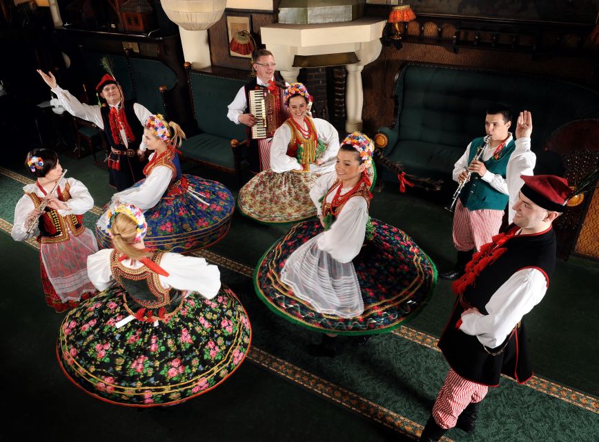 Krakow: Folk Show & 3-Course Dinner at Jama Michalika Café - Two short shows with Polish music and dance