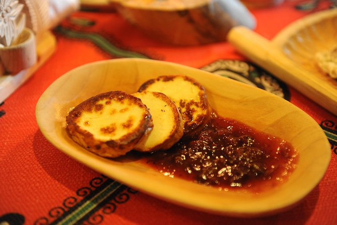 Krakow: Food Tour of 10 Tastings with Pierogi, Vodka & More - Why food is a smart way to meet Krakow