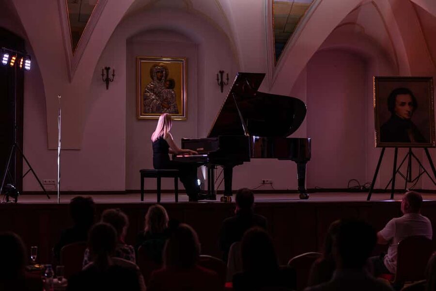 Krakow: Frédéric Chopin Classical Music Candlelight Concert - Is one hour enough for a Krakow evening?