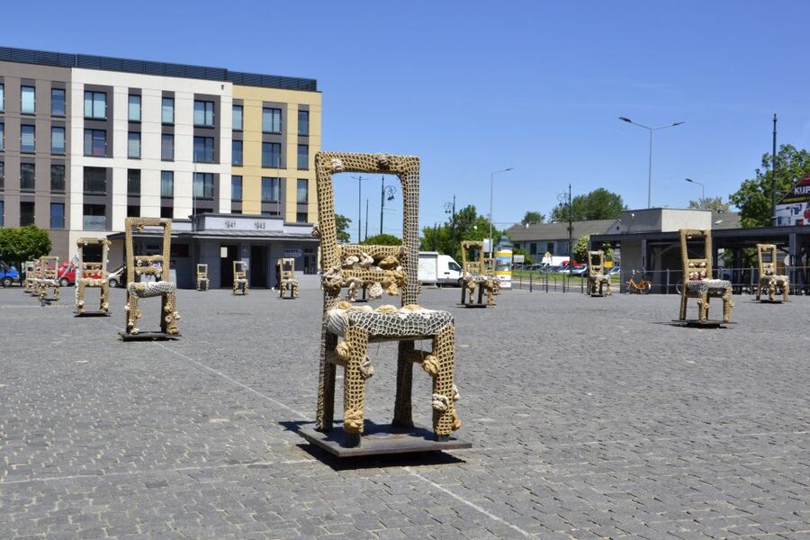Krakow: Full Tour Regular 1.5h guided city tour by E-Cart - Is $53 good value for 90 minutes?