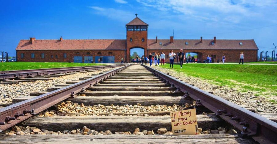 Krakow: Guided Auschwitz Birkenau Tour - From Straszewskiego Street to Oświęcim