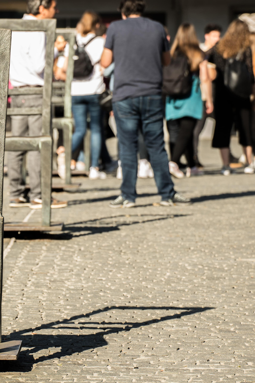 Krakow: Guided Tour of the Jewish Ghetto - Ghetto Heroes Square and the empty chairs