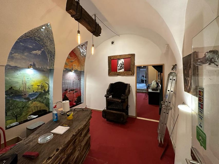 Kraków: Guided Tour of the Torture Museum - Who should book this experience?