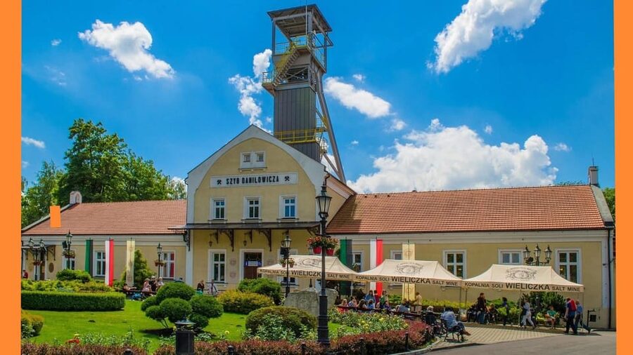 Krakow: Guided Tour to Wieliczka Salt Mine with Transport - Who will enjoy this tour most