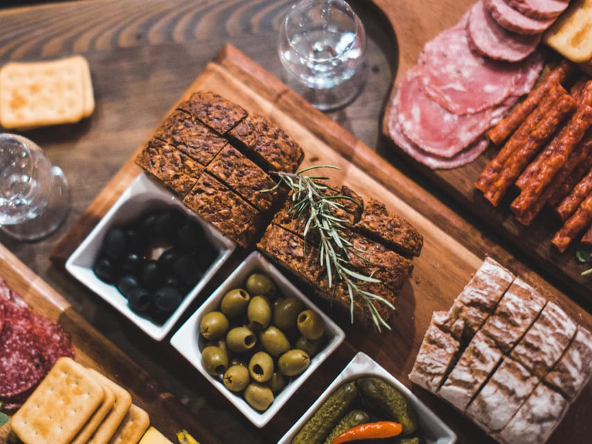 Kraków: Guided Vodka Tour with Food and Drink Tastings - Key points at a glance