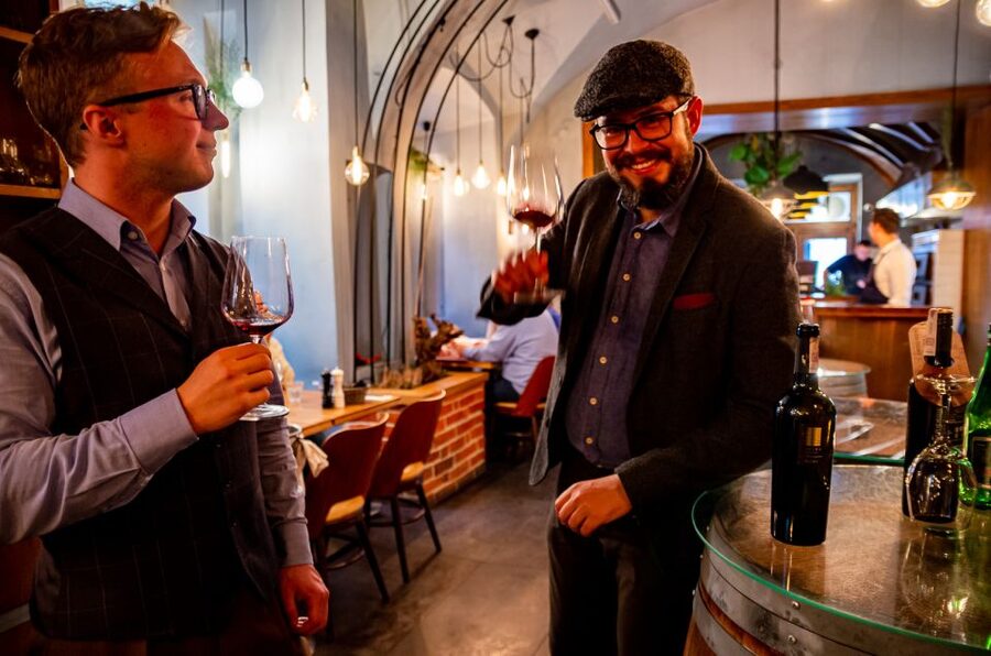 Krakow: Guided Wine Bar Tour with Tastings and Snacks - First tasting: an easy introduction to Polish bottles
