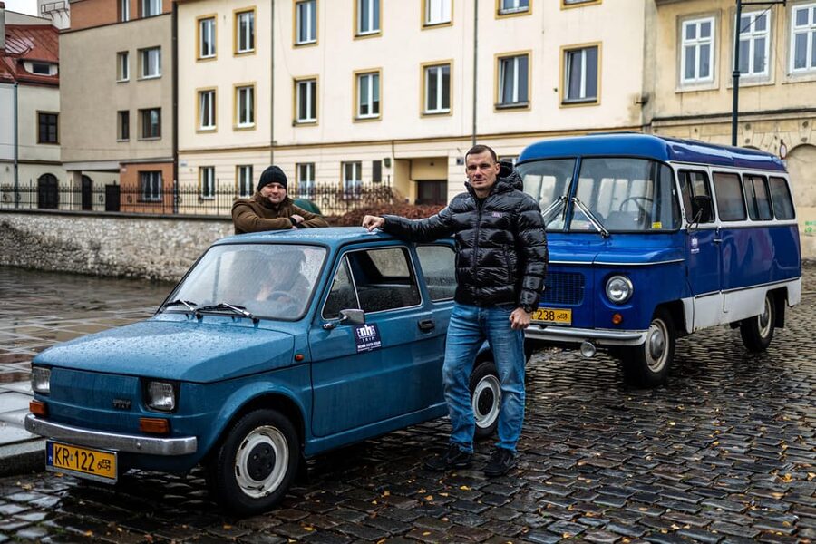 Krakow Highlights Tour in Classic Car with Pro Photo Session - Professional photos are the main added value