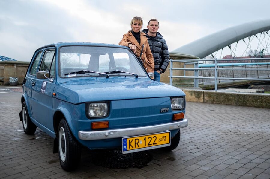 Krakow Highlights Tour in Classic Car with Pro Photo Session - Group size and timing affect the experience