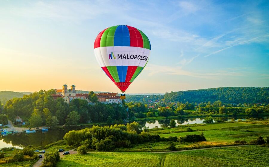 Kraków: Hot Air Balloon Flight with Champagne - Key points before you reserve