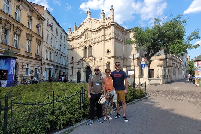 Krakow Jewish District and Ghetto Guided Tour in a Small Group - Plac Nowy and the everyday center of Kazimierz