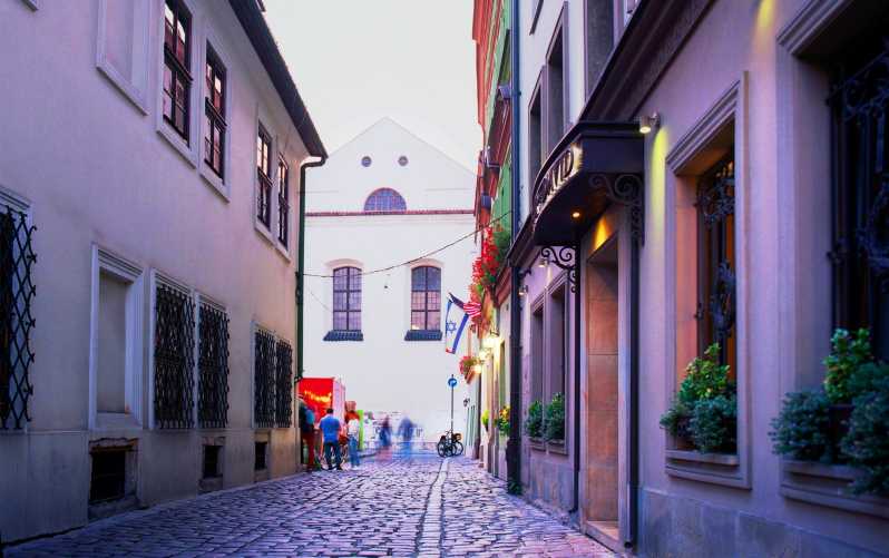 Krakow: Jewish Quarter and Former Ghetto Tour by Golf Cart - Why this short Krakow tour works