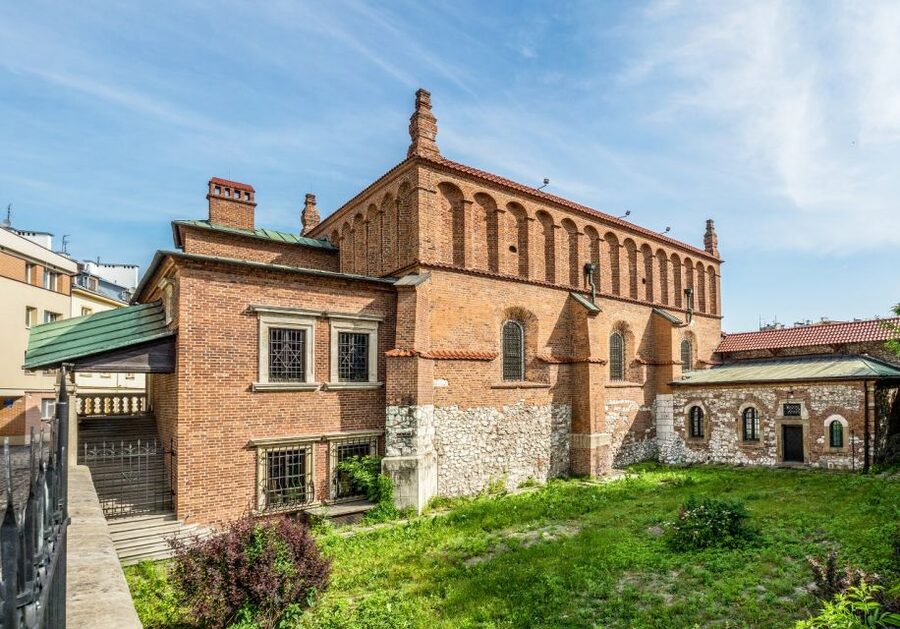 Krakow: Jewish Quarter and Ghetto Sightseeing Golf Cart Tour - Who should book this Krakow golf cart tour?