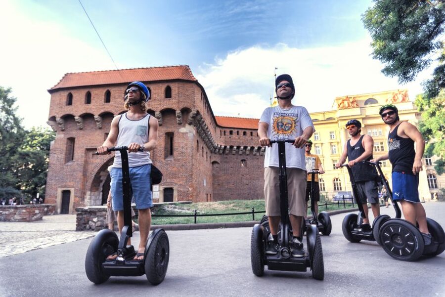 Krakow: Jewish Quarter Segway Tour - Along the Vistula Boulevards