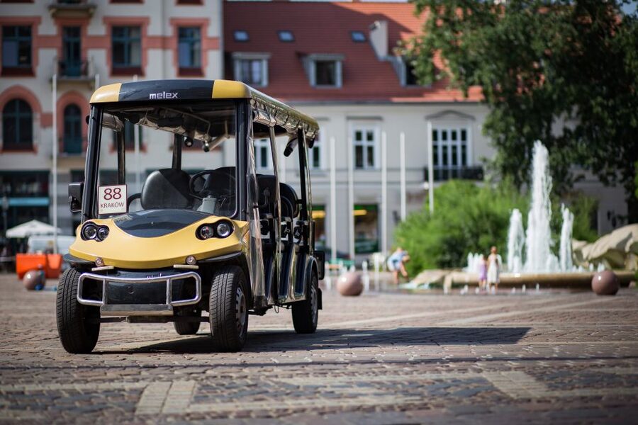 Krakow: Jewish Traces Private Electric Car Tour - Starting with Krakow’s Old Town and Main Square