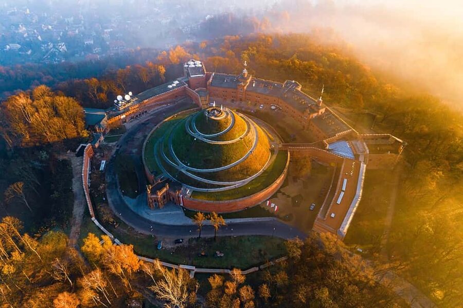 Krakow: Kościuszko Mound Ticket – History & Views! - Who will enjoy this Kraków experience?