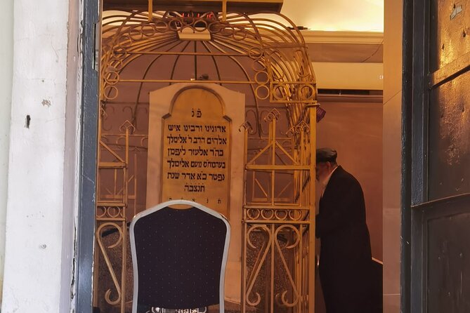 Krakow Lezajsk Lizhensk Private Transfer Rabbi Elimelech - A direct road journey between Krakow and Lezajsk