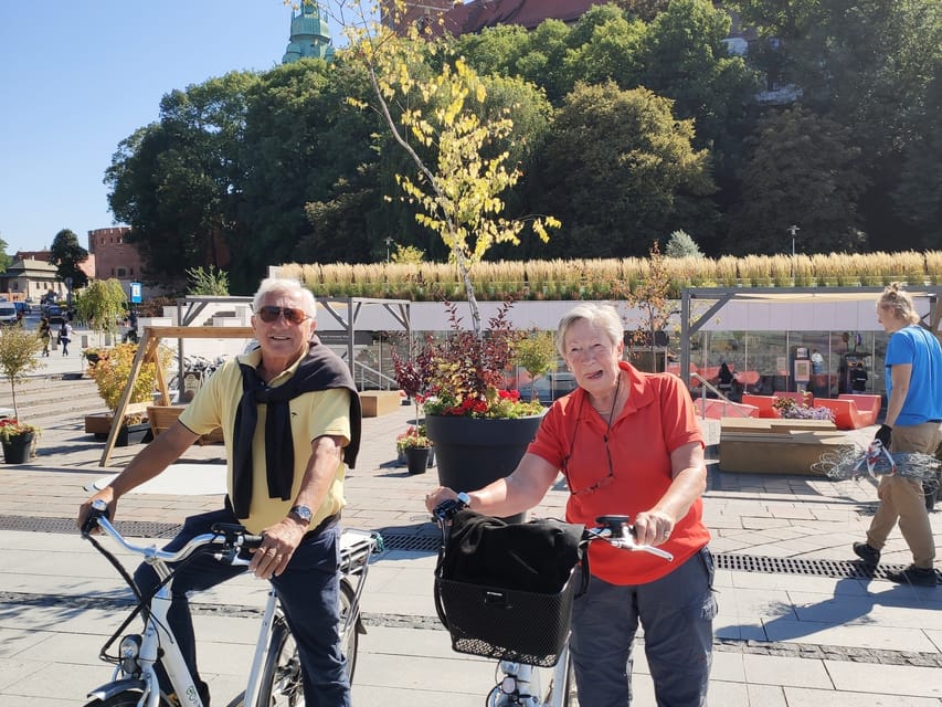 Krakow: Multilingual Tour On Electric Bikes - Crossing into Kazimierz