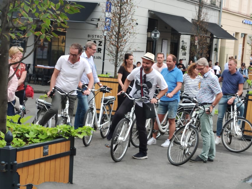 Krakow: Multilingual Tour On Electric Bikes - What $35 buys you