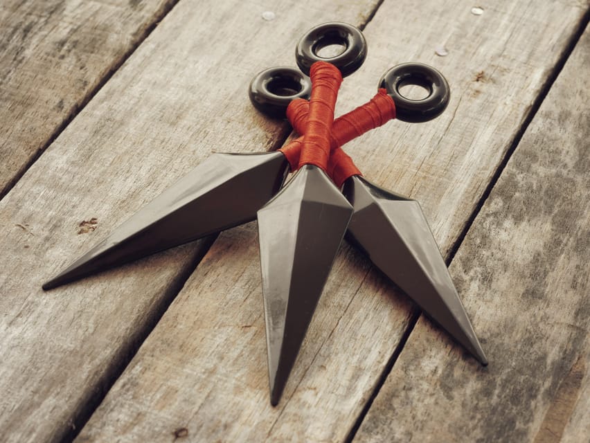 Krakow Ninja Adventure: Shurikens and Kunais - Throwing weapons below old Kazimierz