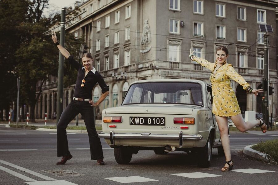 Krakow: Nowa Huta Guided Tour in Vintage Car - Central Square and the logic of a planned city