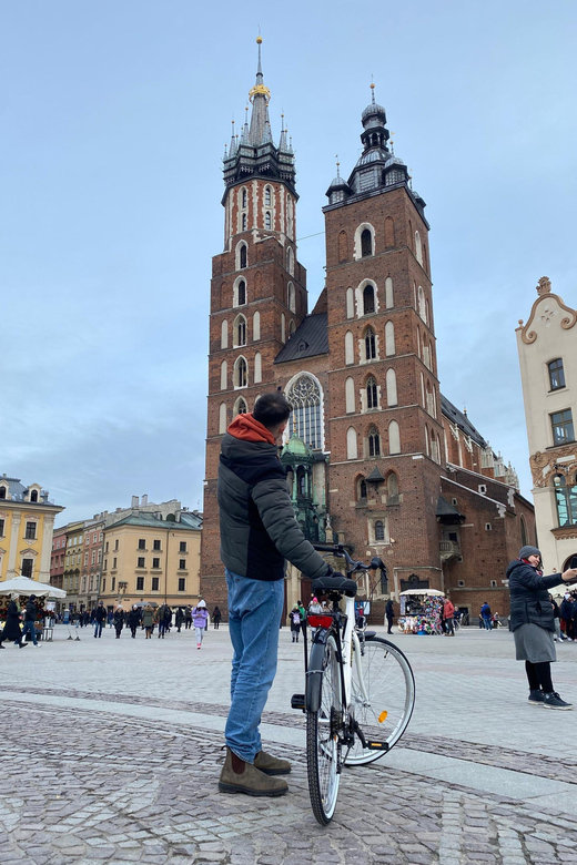 Krakow: Old Town and Kazimierz Guided Bike Tour - Practical advice for a smooth ride