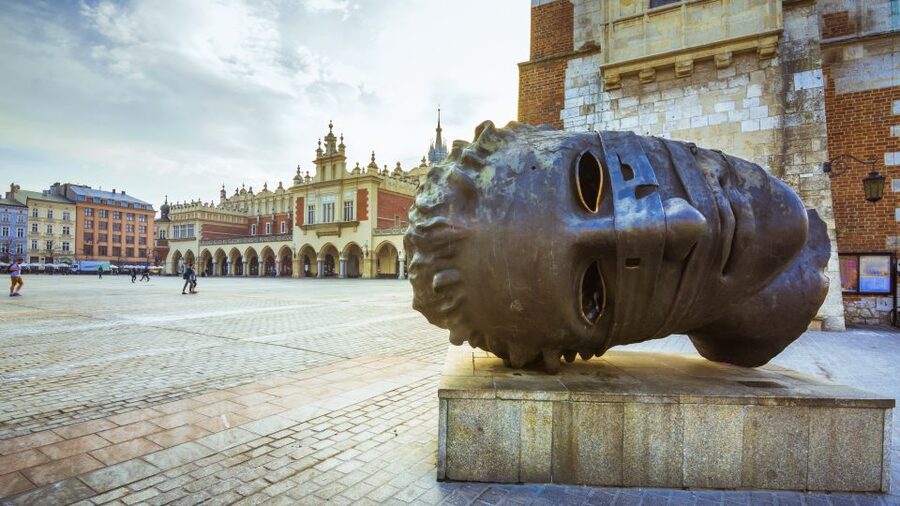 Krakow: Old Town Audio-Guided Walking Tour with Headset - Kanonicza Street and the Planty Garden Chain