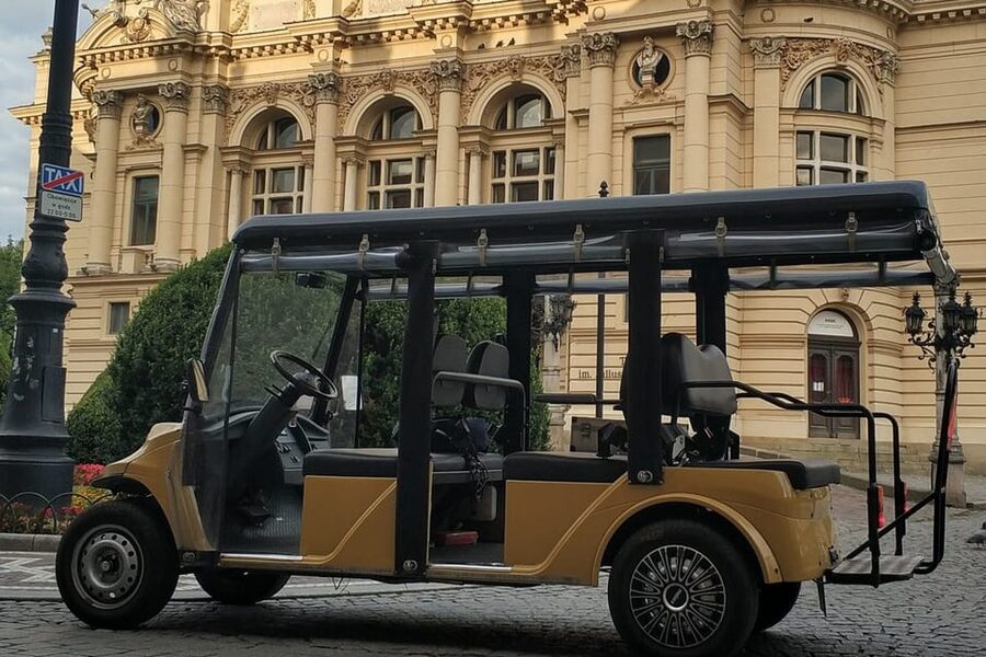 Krakow: Old Town City Tour in a Golf Cart - Key points to know before booking
