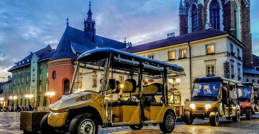 Krakow: Old Town, Ghetto, and Kazimierz Golf Cart Tour - Wawel Castle views between two historic districts