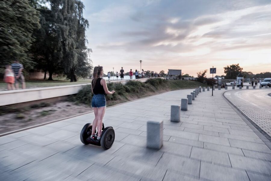 Krakow: Old Town Guided Segway Tour - St. Mary’s Church and seven centuries of detail