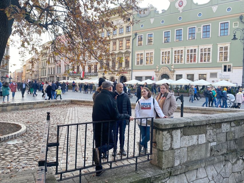 Krakow: Old Town Highlights Walking Tour - Why this two-hour walk works as a first look at Krakow