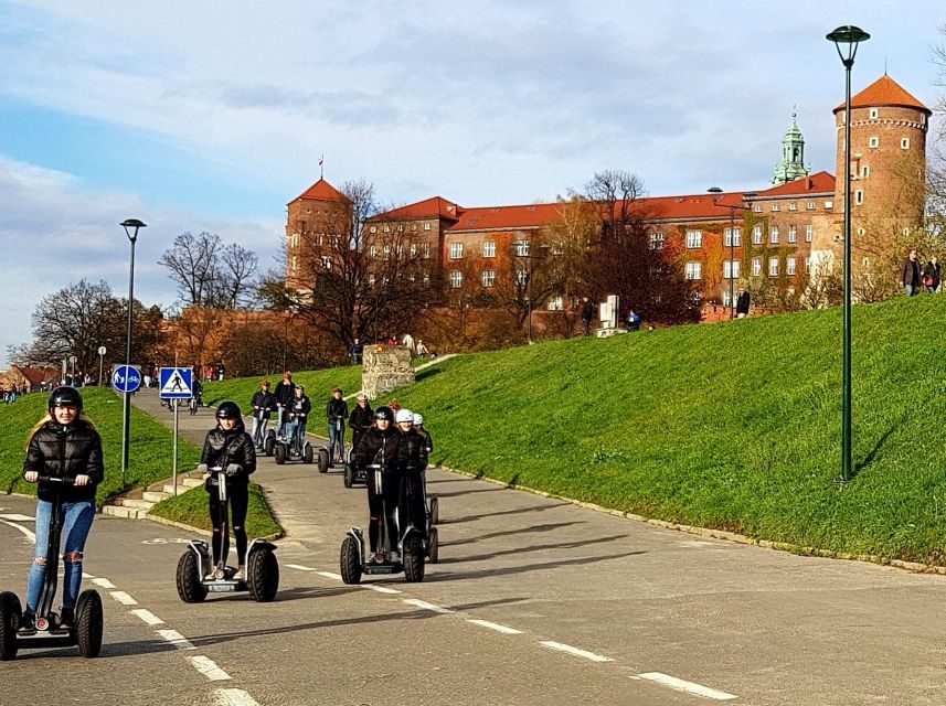 Krakow: Old Town & Jewish Quarter 2-Hour Segway Tour - Returning to the Main Market Square