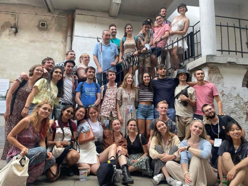 Krakow Old Town & Jewish Quarter: Private Walking Tour - Following the route into Kazimierz