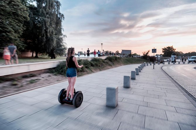 Krakow Old Town Segway Tour 2hr with Training, Safety Gear, Guide - Starting at Sienna 17 and learning the machine