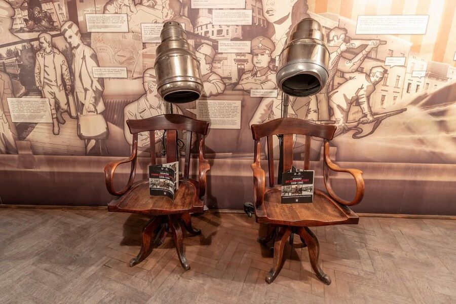 Krakow: Oskar Schindler’s Factory Private 2 or 4-Hour Tour - Key points before you book