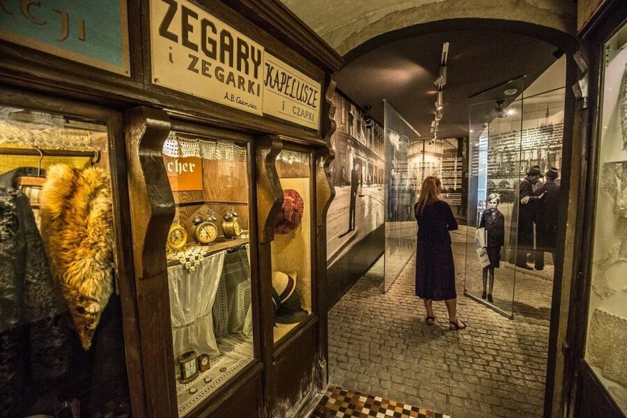 Kraków: Oskar Schindler's Factory Tour and Admission Ticket - Why Schindler’s Factory matters in Kraków