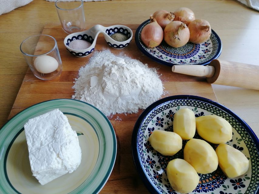 Krakow: Pierogi Home Cooking Class - Polish snacks before the main meal