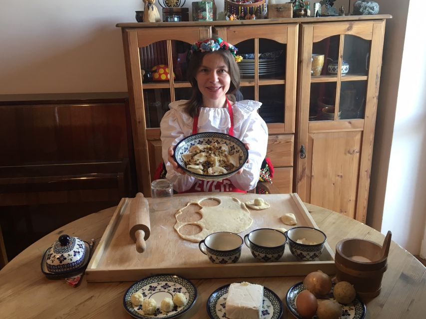 Krakow: Pierogi Home Cooking Class - Why a group of six changes the experience