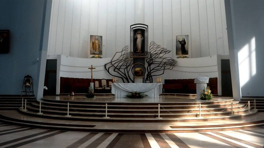 Krakow: Pope John Paul II Guided Tour with Home & Sanctuary - Why this John Paul II day trip works
