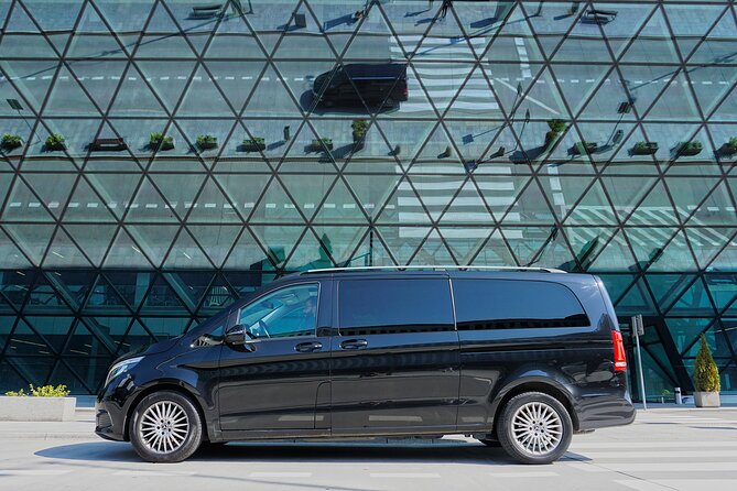Krakow: Private Airport Transfer - What the airport pickup feels like