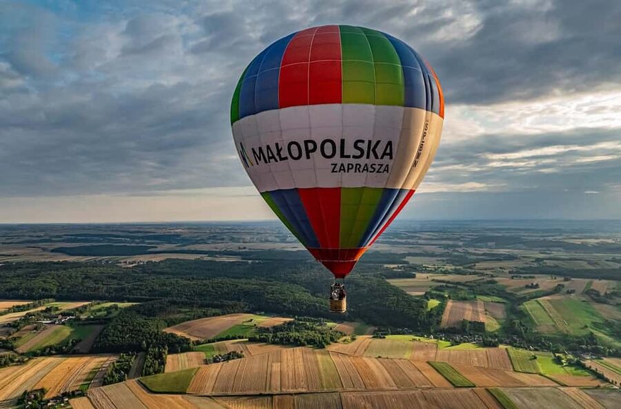 Kraków: Private Hot Air Balloon Flight with Champagne - Is $588 good value for two?