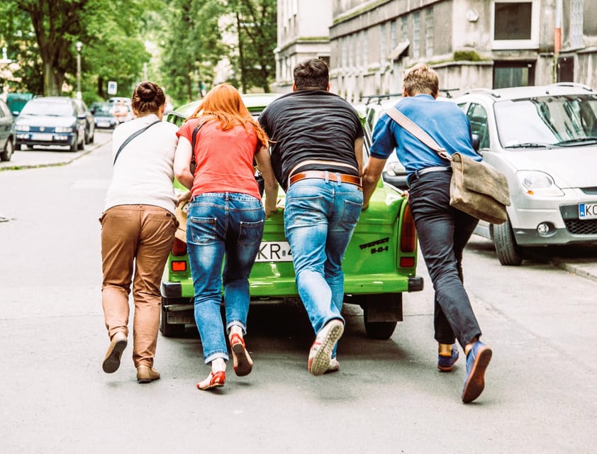Krakow: Private Nowa Huta Adventure Tour in Communist Cars - What you gain from the 150-minute option