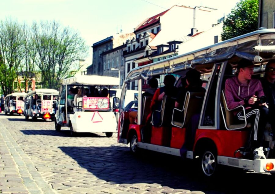 Krakow: Private Panoramic Tour by Golf Cart with Audio Guide - My verdict: book it for orientation, not for long visits