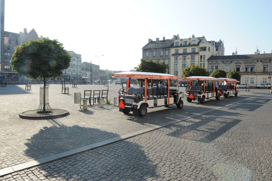 Krakow: Private Sightseeing by Electric Car - What the $50 price gives you