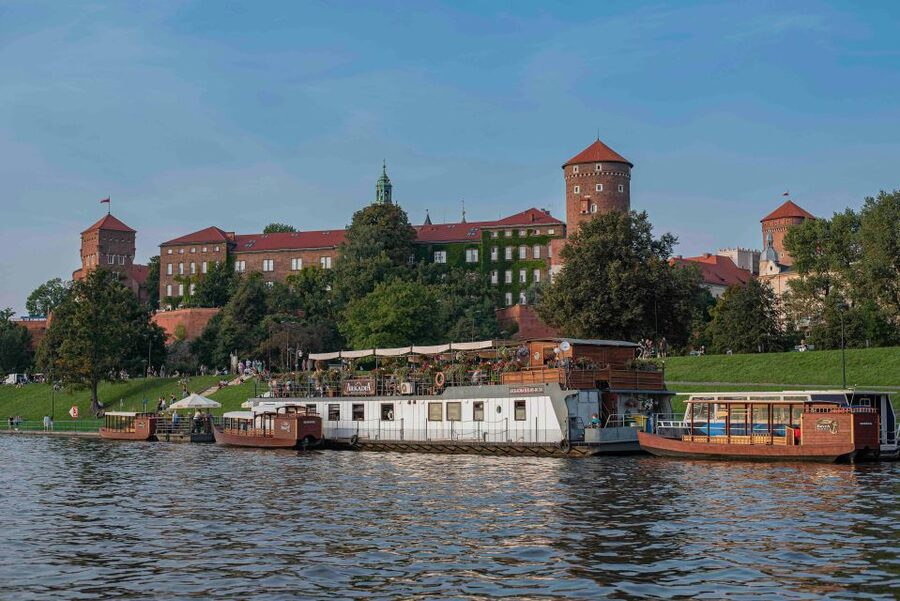 Krakow: Private Traditional Gondola Cruise - Who will enjoy this Krakow boat ride most