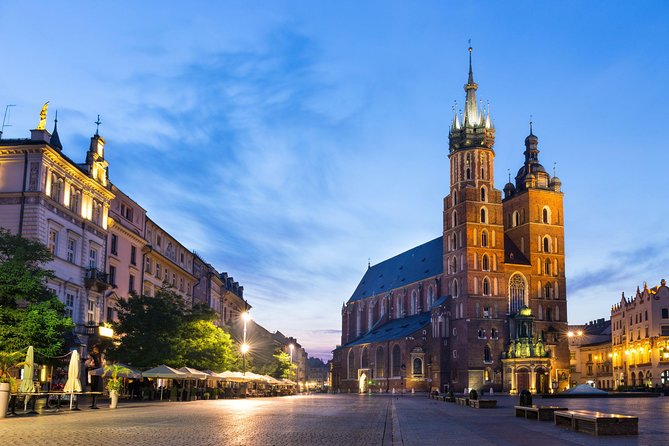 Krakow Private Walking Tour with Schindler's Factory - Wawel Hill, the cathedral, and a royal coffee break