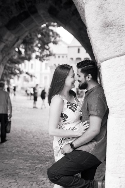 Krakow: Professional Photoshoot in the City Center - Starting at Plac Szczepanski near Charlotte cafe
