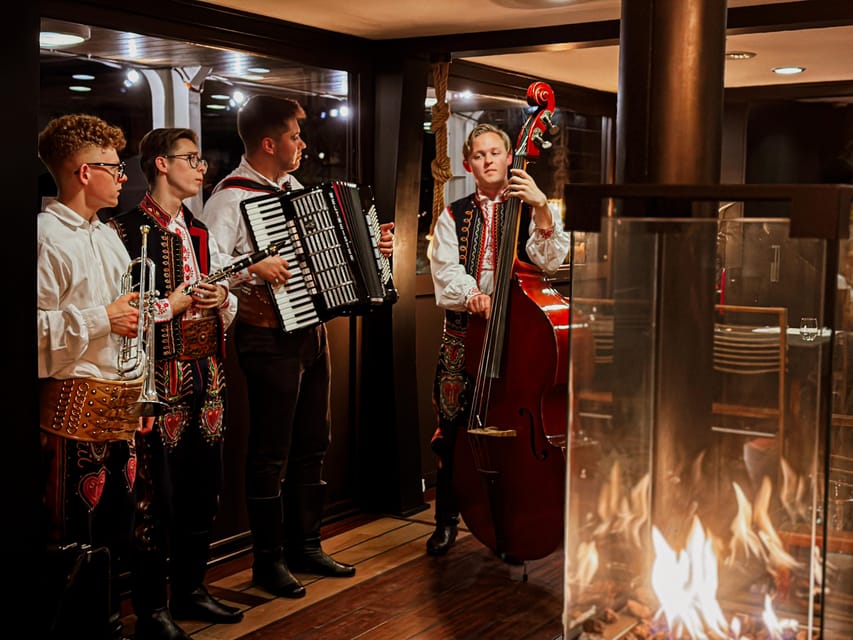 Krakow: Regional Polish Dinner with Vistula River Cruise - Starting near Dębnicki Bridge