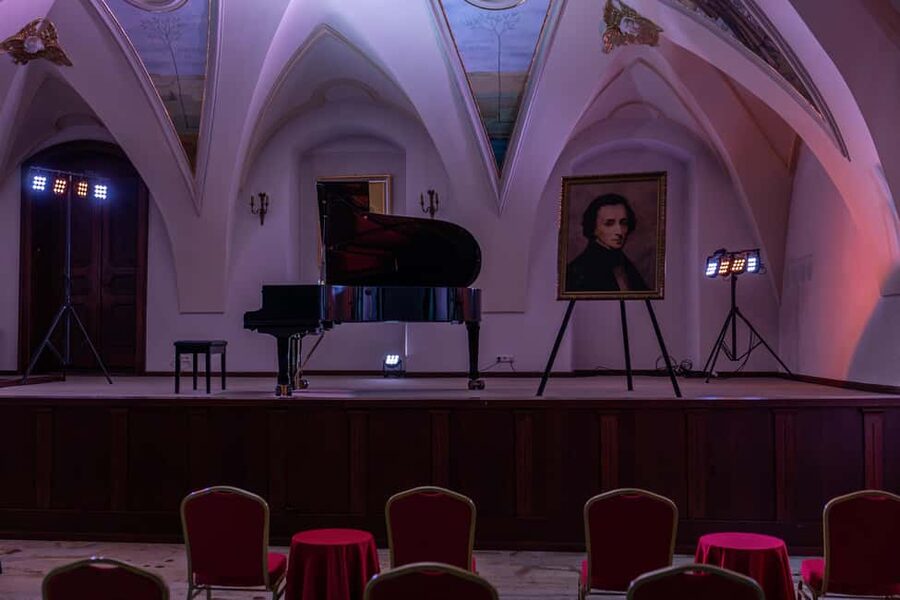 Kraków: Romantic Candlelight Chopin Piano Concert - Chopin’s music, from études to the First Ballade
